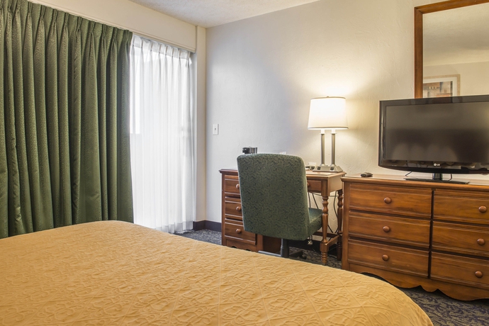 Imagen de la habitación del Hotel Quality Inn University Center. Foto 8