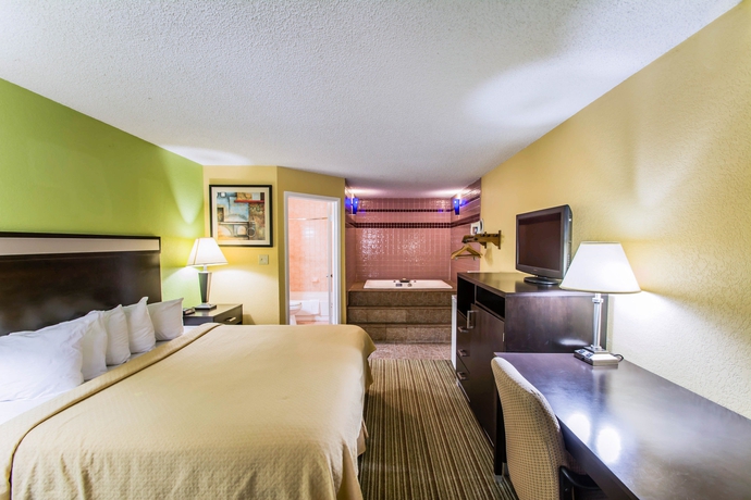 Imagen de la habitación del Hotel Quality Inn University. Foto 6
