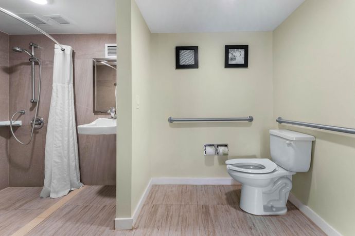 Imagen de la habitación del Hotel Quality Inn University North I-75. Foto 7