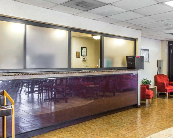 Imagen de los interiores del Hotel Quality Inn University, Winston-Salem. Foto 16