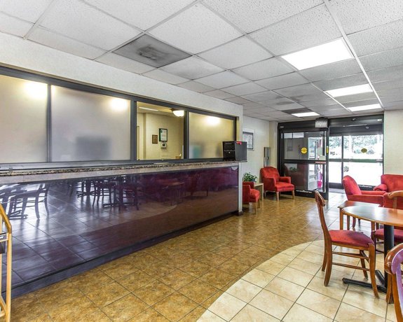 Imagen de los interiores del Hotel Quality Inn University, Winston-Salem. Foto 20