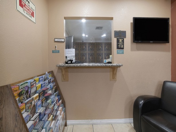 Imagen de los interiores del Hotel Quality Inn Victorville I-15. Foto 20