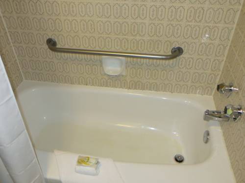 Imagen de la habitación del Hotel Quality Inn Waddling Dog. Foto 16