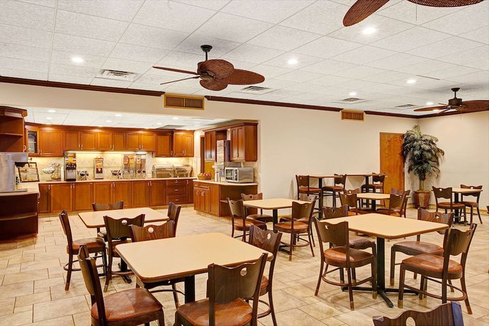 Imagen del bar/restaurante del Hotel Quality Inn Wayne - Fairfield Area. Foto 4