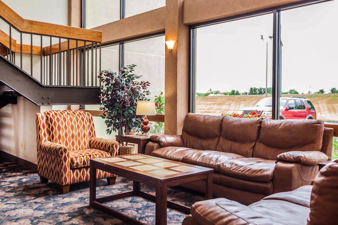 Imagen de los interiores del Hotel Quality Inn, Wentzville. Foto 16