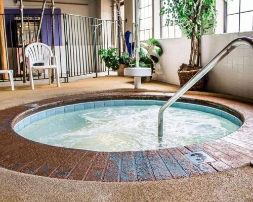 Imagen general del Hotel Quality Inn, West Branch. Foto 5