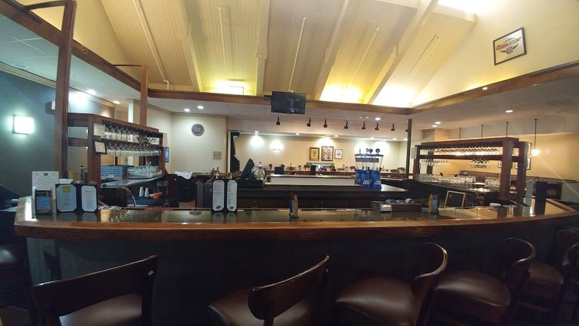 Imagen del bar/restaurante del Hotel Quality Inn West Lafayette - University Area. Foto 3