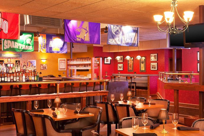 Imagen del bar/restaurante del Hotel Quality Inn West Lafayette - University Area. Foto 4