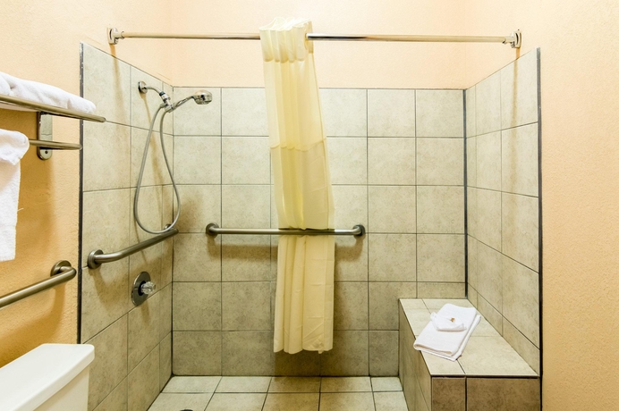 Imagen de la habitación del Hotel Quality Inn West Medical Center. Foto 3