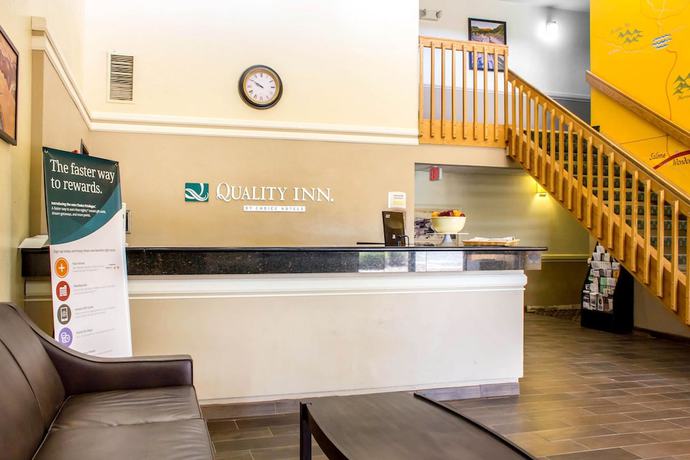 Imagen de los interiores del Hotel Quality Inn Wickenburg. Foto 15