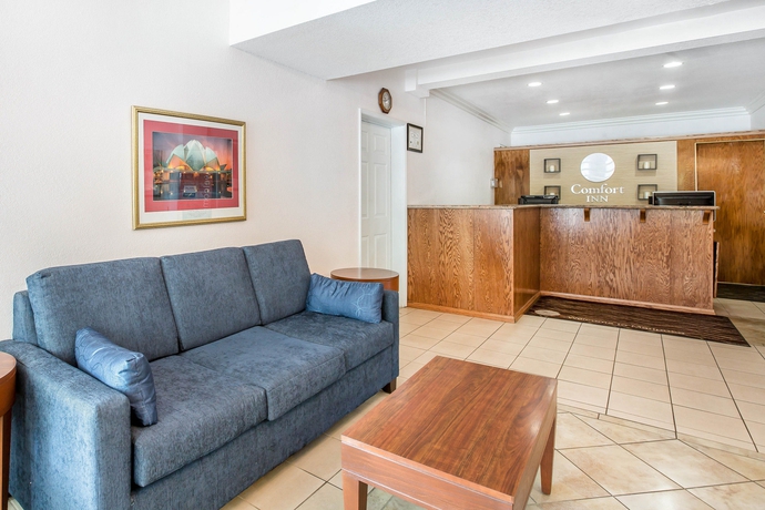 Imagen de los interiores del Hotel Quality Inn Yosemite Valley Gateway. Foto 16
