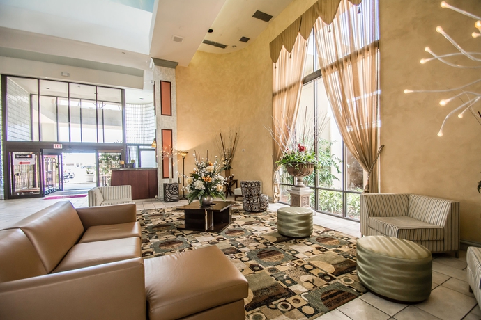 Imagen de los interiores del Hotel Quality Inn & Conference Center. Foto 13