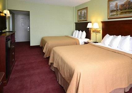 Imagen de la habitación del Hotel Quality Inn & Conference Center Franklin. Foto 7