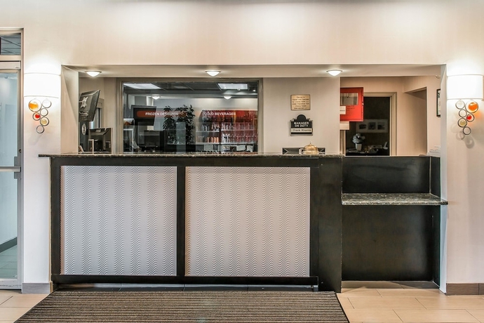 Imagen de los interiores del Hotel Quality Inn & Suites Banquet Center. Foto 16