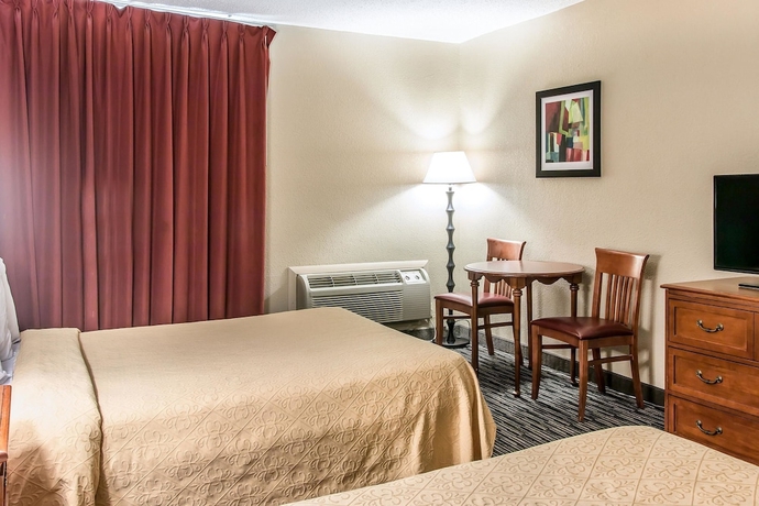 Imagen de la habitación del Hotel Quality Inn & Suites Banquet Center. Foto 15