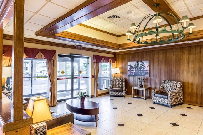 Imagen de los interiores del Hotel Quality Inn & Suites Baton Rouge West - Port Allen. Foto 16