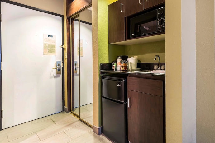 Imagen de la habitación del Hotel Quality Inn & Suites Columbia. Foto 9