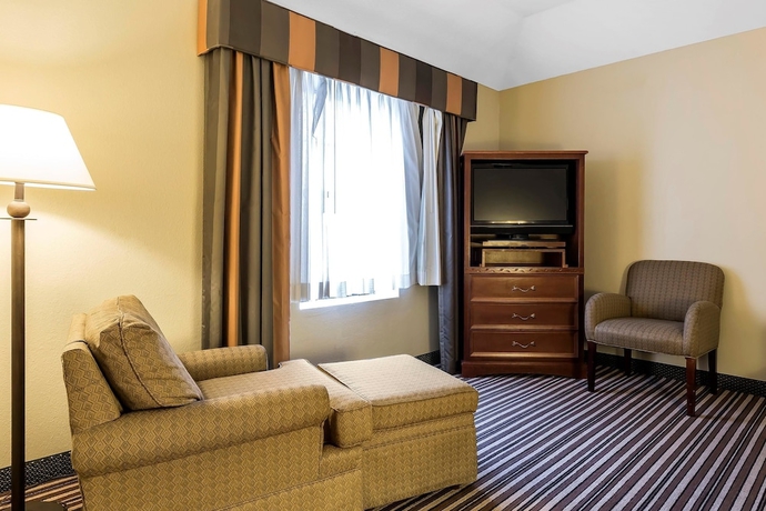 Imagen de la habitación del Hotel Quality Inn & Suites Columbia. Foto 15