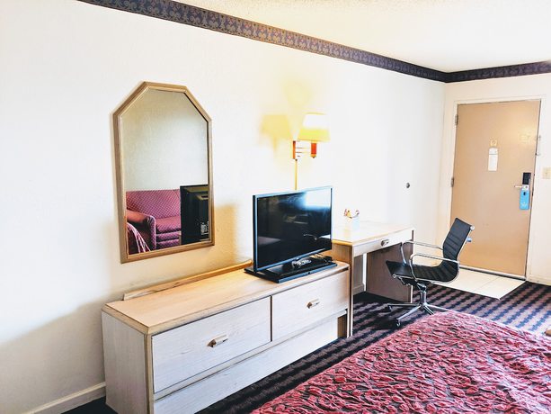 Imagen de la habitación del Hotel Quality Inn & Suites Decatur - Priceville I-65. Foto 16
