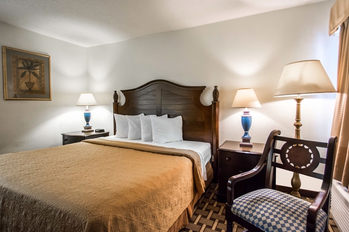 Imagen de la habitación del Hotel Quality Inn & Suites Eastgate. Foto 12