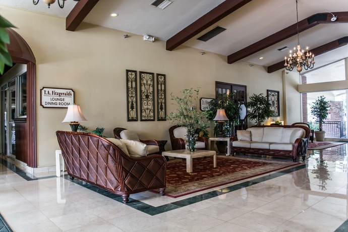 Imagen de los interiores del Hotel Quality Inn & Suites Golf Resort. Foto 6