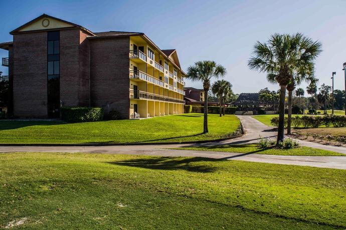 Imagen de los exteriores del Hotel Quality Inn & Suites Golf Resort. Foto 5