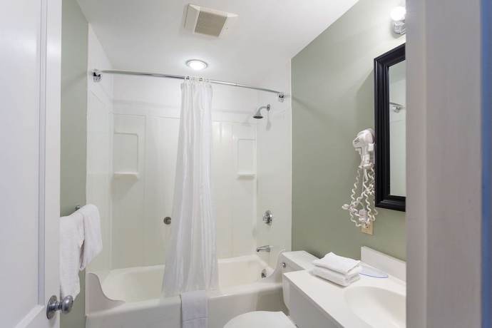 Imagen de la habitación del Hotel Quality Inn & Suites, Gorham. Foto 10