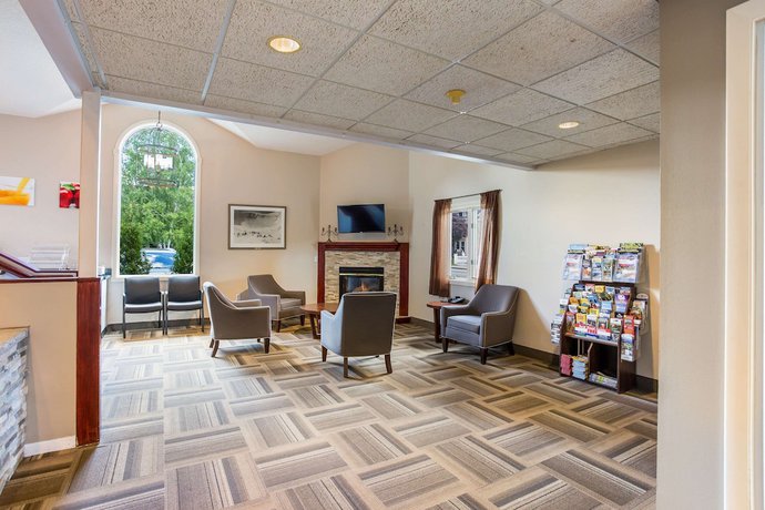 Imagen de los interiores del Hotel Quality Inn & Suites, Gorham. Foto 19