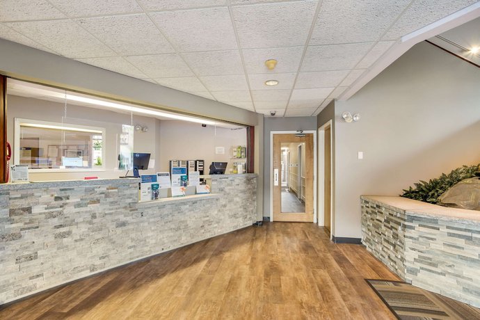 Imagen de los interiores del Hotel Quality Inn & Suites, Gorham. Foto 20