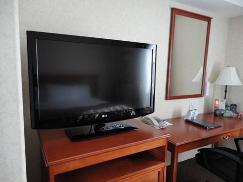 Imagen de la habitación del Hotel Quality Inn & Suites Grand Prairie. Foto 8