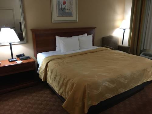 Imagen de la habitación del Hotel Quality Inn & Suites Hanes Mall. Foto 14