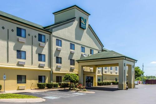 Imagen general del Hotel Quality Inn & Suites La Vergne. Foto 5