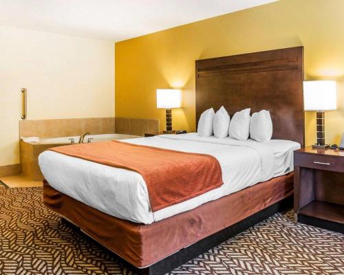 Imagen de la habitación del Hotel Quality Inn & Suites Montclair. Foto 4