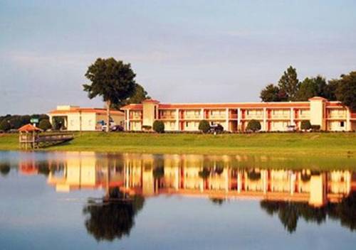 Imagen de la habitación del Hotel Quality Inn & Suites Mt Dora North. Foto 2