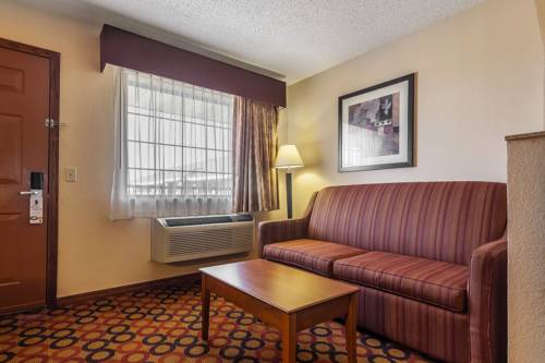 Imagen de la habitación del Hotel Quality Inn & Suites Owasso. Foto 8