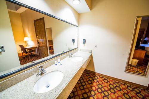 Imagen de la habitación del Hotel Quality Inn & Suites Owasso. Foto 10