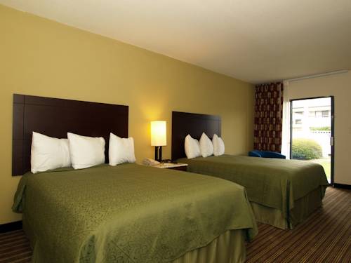 Imagen de la habitación del Hotel Quality Inn & Suites Pensacola Bayview. Foto 13