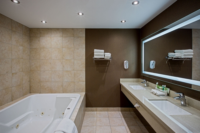 Imagen de la habitación del Hotel Quality Inn & Suites Regina Downtown. Foto 8