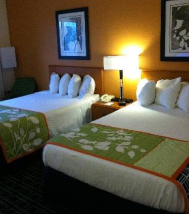Imagen de la habitación del Hotel Quality Inn & Suites Sandusky. Foto 2
