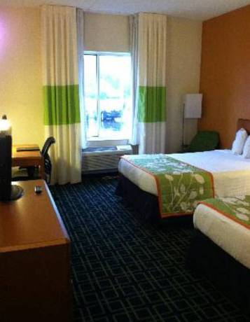 Imagen de la habitación del Hotel Quality Inn & Suites Sandusky. Foto 3