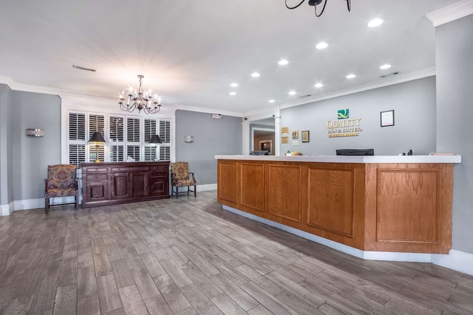Imagen de los interiores del Hotel Quality Inn & Suites Santee I-95. Foto 15