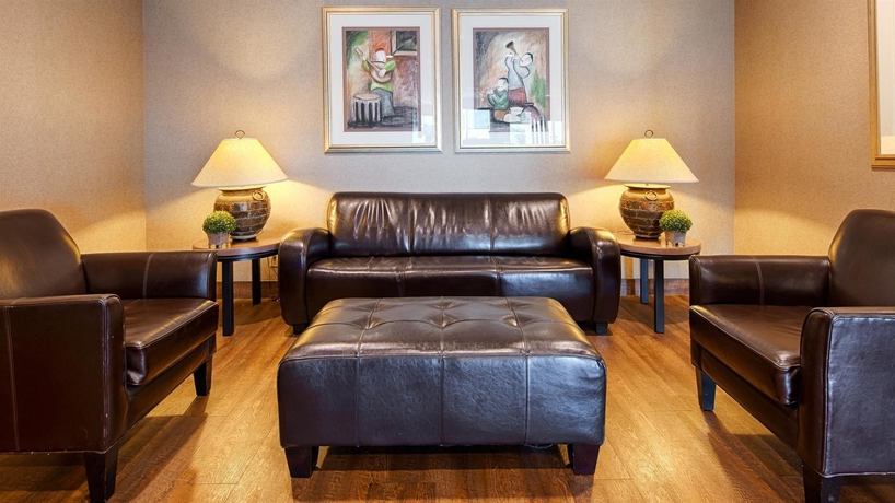 Imagen de los interiores del Hotel Quality Inn & Suites Saskatoon. Foto 11