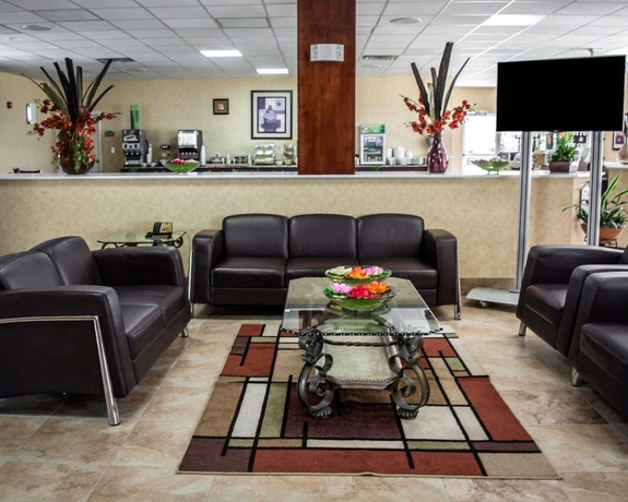 Imagen de los interiores del Hotel Quality Inn & Suites Tampa-Ybor City. Foto 17