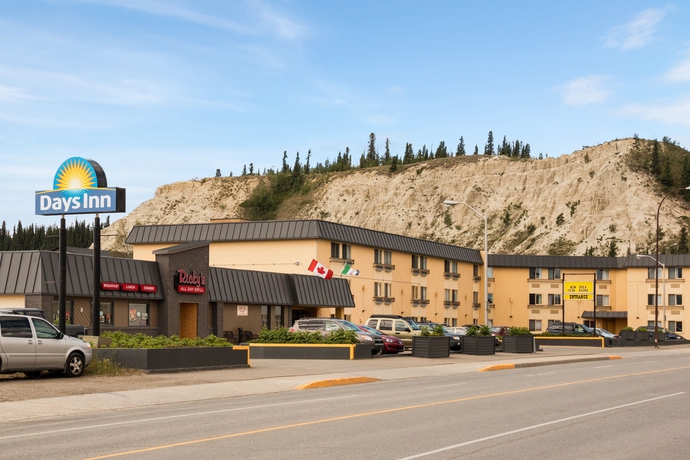 Imagen general del Hotel Quality Inn & Suites, WHITEHORSE. Foto 3