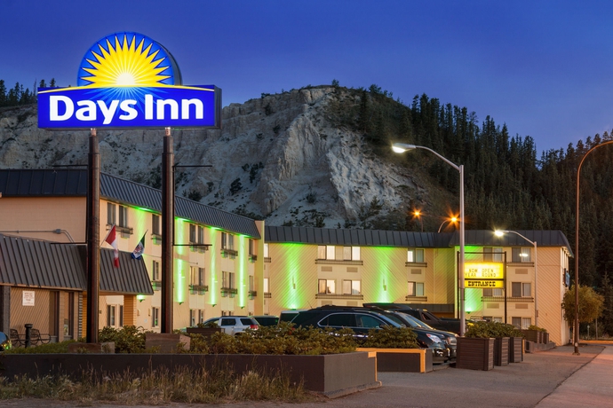 Imagen general del Hotel Quality Inn & Suites, WHITEHORSE. Foto 1