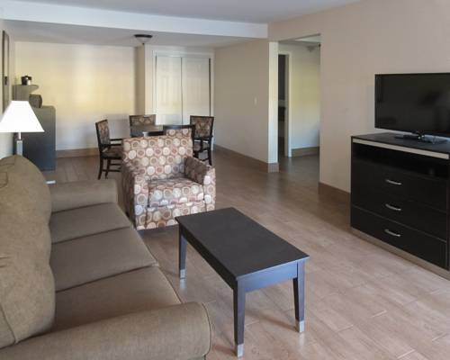 Imagen de la habitación del Hotel Quality Inn & Suites near Downtown Bakersfield. Foto 2