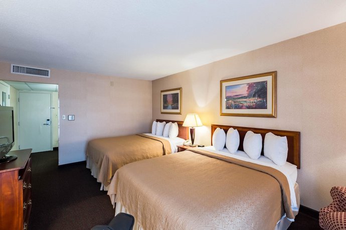Imagen de la habitación del Hotel Quality Inn and Conference Center I-80 Grand Island. Foto 2