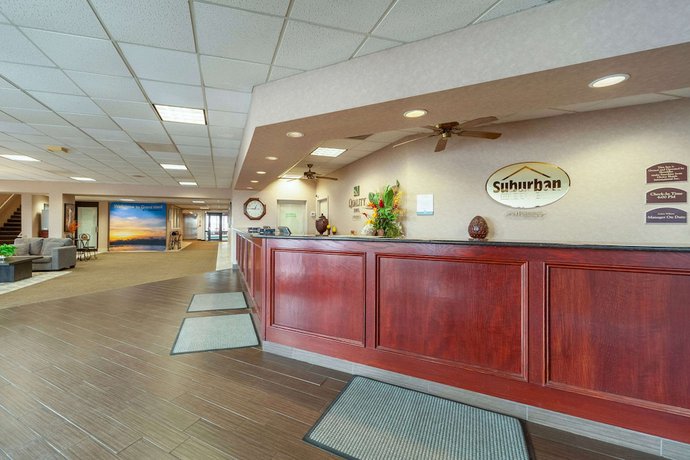 Imagen de los interiores del Hotel Quality Inn and Conference Center I-80 Grand Island. Foto 15