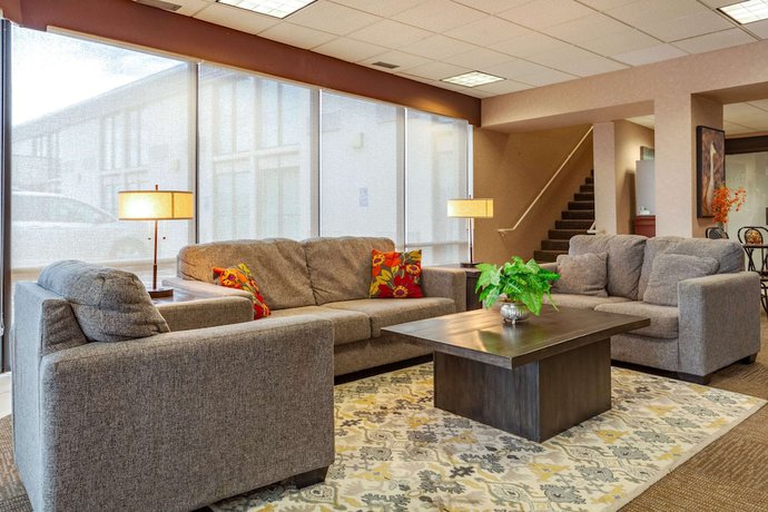 Imagen de los interiores del Hotel Quality Inn and Conference Center I-80 Grand Island. Foto 17