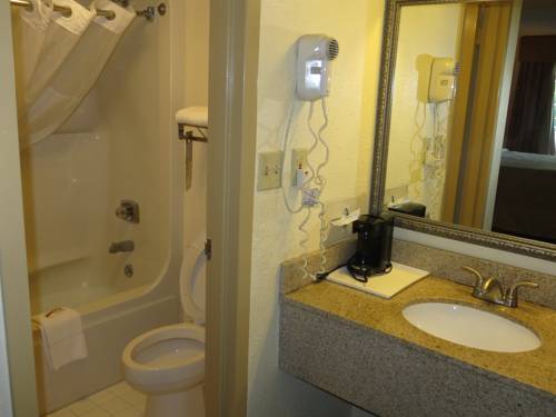 Imagen de la habitación del Hotel Quality Inn and Conference Center, PANAMA CITY. Foto 7